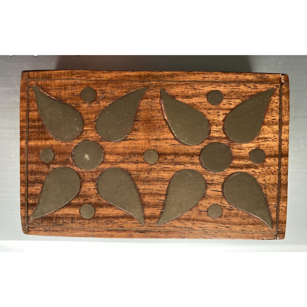 Vintage Wooden Brass Inlay Leaves Stash Keepsake Trinket Box Lid